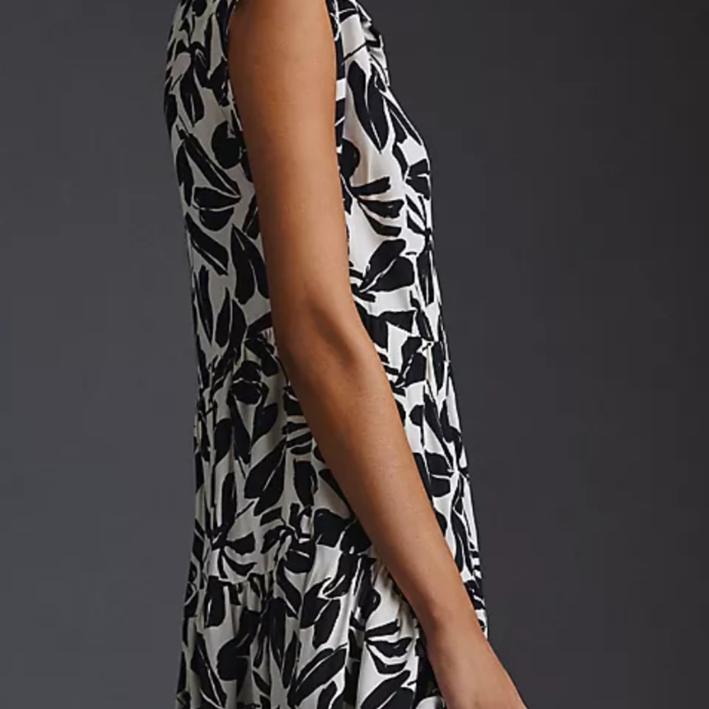EUC Black and White Leaf Maxi Dress - Picture 3 of 6